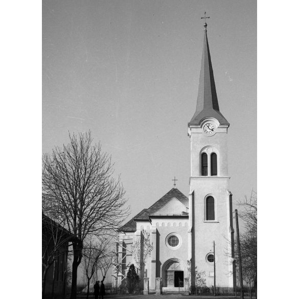 Szent Miklós katolikus templom, Kunszentmiklós, utcarészlet, egyház, helytörténet, Bács-Kiskun megye, 1930-as évek,  Eredeti nagyméretű fotó negatív!  