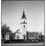 A református templom a parkkal, emlékművel, Kunszentmiklós, utcarészlet, egyház, helytörténet, Bács-Kiskun megye, 1930-as évek,  Eredeti nagyméretű fotó negatív!    