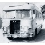 Ikarus autóbusz iraki rendszámmal, Irak, jármű, közlekedés, szocializmus, 1960-as évek, Eredeti fotó, pecséttel jelzett papírkép. 