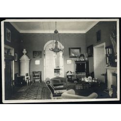   Az új gróf Korniss kastély fogadószobája, Szentbenedek, Erdély, lakásbelső, monarchia, helytörténet, 1910-es évek, Eredeti fotó, hátulján feliratozott papírkép, felső sarka sérült, hiányos.  
