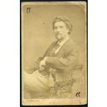 Klösz György műterme, Pest, elegáns szakállas férfi karosszékben, monarchia, 1860-as évek, Eredeti CDV, korai Klösz György vizitkártya fotó. 