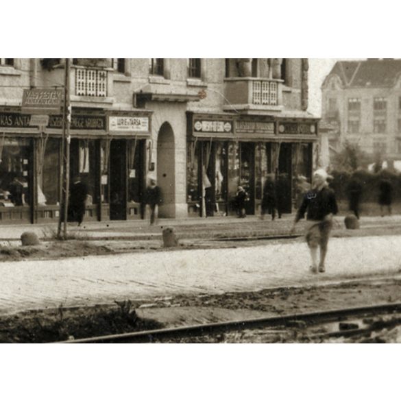 A Kelenföldi Református Egyház „Magyar Advent” temploma és lakóházai, Budapest,  utcakép, üzletek, kirakatok, vallás, város, Horthy-korszak, helytörténet, 1930-as évek, Eredeti képeslap-fotó, papírkép