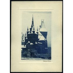   Nagyobb méret, a Vajdahunyad vára télen. Budapest, Horthy-korszak 1930, 1930-as évek, Eredeti fotóról készült művészi nyomat, papírkép „Balla” szignóval.  