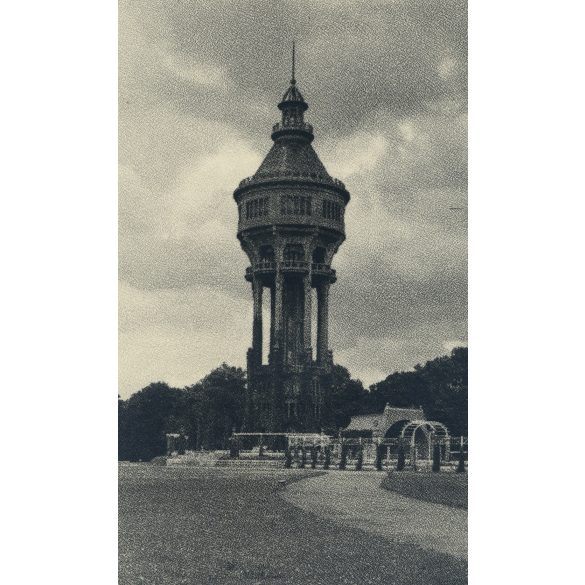 Nagyobb méret, a margitszigeti víztorony. Budapest, Horthy-korszak, 1930-as évek, Eredeti fotóról készült művészi nyomat, papírkép.  
