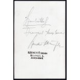 Nagyobb méret, Szendrő István fotóművészeti alkotása, Szombathely, Árpádházi Szent Erzsébet ferences templom, utcakép, 1930-as évek. Eredeti, pecséttel jelzett fotó, papírkép, Agfa Brovira papíron.