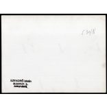 Nagyobb méret, Szendrő István fotóművészeti alkotása, célbalövés a Balaton partján, 1930-as évek. Eredeti, pecséttel jelzett fotó, papírkép, Agfa Brovira papíron. Dekorációnak, ajándéknak is kiváló. 