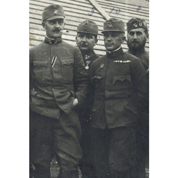 Tábori posta, magyar katonák mulatnak, szabadság előtt, 40. honvéd „fokos” hadosztály, egyenruha, 1. világháború, monarchia, 1917. január 4., 1910-es évek, Eredeti fotó, papírkép, a képen szereplő tis