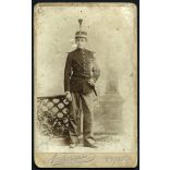 Albert Krauss műterme, Craiova, Olténia, Románia, román katona különös sapkában, egyenruha,  monarchia, 1890-es évek, Eredeti CDV, vizitkártya fotó.  