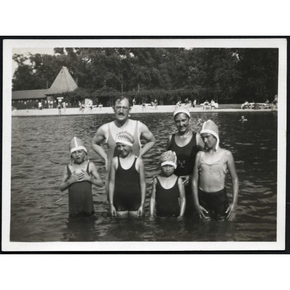„Szentmargitszigeti Palatinus Strandfürdő”. Budapest, fürdőruha, strand, , Horthy-korszak, 1933, 1930-as évek, Eredeti fotó, papírkép.  