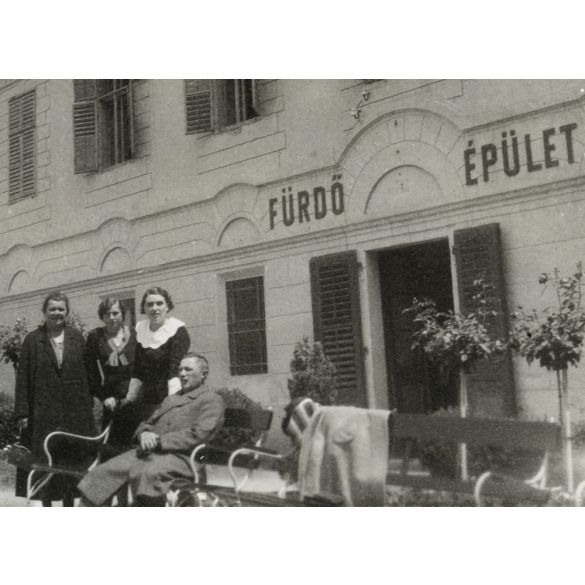Fürdőépület, Parádfürdő, fürdőkultúra, Heves megye, Horthy-korszak, falu, helytörténet, 1934, 1930-as évek, Eredeti fotó,  hátuljám feliratozott papírkép.