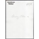 Nagyobb méret, Szendrő István fotóművészeti alkotása, fiatal pár őcsényi (Tolna megye) népviseletben, kalap, szoknya, ékszerek, 1930-as évek. Eredeti, pecséttel jelzett fotó. 