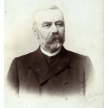 Letzter és Társa műterem, Kassa, Felvidék, elegáns szakállas úr portréja, monarchia, helytörténet, 1880-as évek, Eredeti  kabinetfotó. 