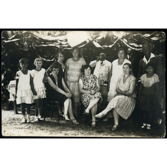 Dunai ünnepély, Dunavecse, elegáns nők és férfiak a Pezsgő sátorban, Horthy-korszak, helytörténet, Bács-Kiskun megye, 1920-as évek, Eredeti fotó, papírkép, hátulján a szereplők névsorával. 
