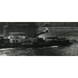 Kékes oldalkerekes gőzhajó, Budapest, Duna, Szabadság híd, jármű, közlekedés, szocializmus, 1950-es évek, Eredeti fotó, papírkép.  