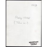 Nagyobb méret, Szendrő István fotóművészeti alkotása, őcsényi (Tolna megye, Sárköz) népviseletben a fonószék árnyékában, díszes bútor, motívumok, 1930-as évek. 