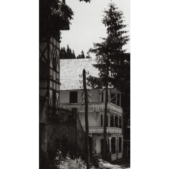 Tusnádfürdő utcái, Tusnádfürdő, Erdély, Hargita megye utcakép, Horthy-korszak, helytörténet. 1940-es évek, Eredeti fotó, papírkép.  