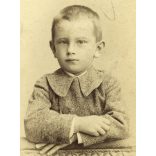 Dunky Fivérek műterme, Kolozsvár, Erdély, fiatal fiú, Urbán József portréja, monarchia, 1907, 1900-as évek, Eredeti CDV, vizitkártya fotó, hátulján nevesítve.   