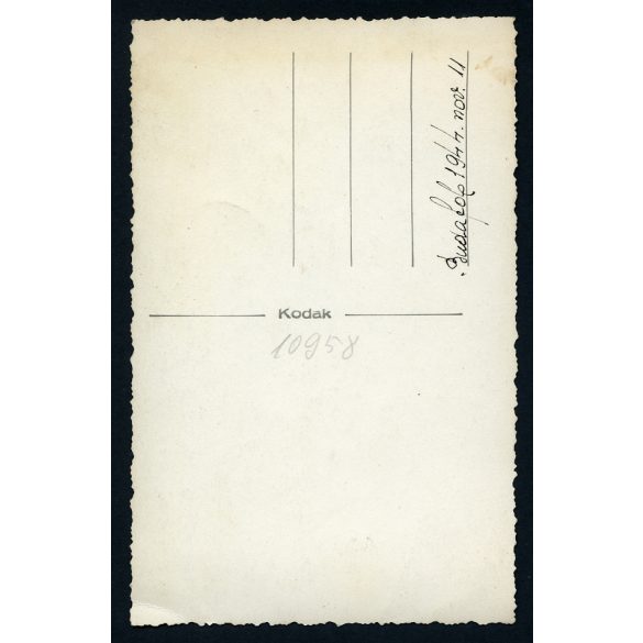 Esküvői fotó, Budafok (Budapest) vőlegény, menyasszony, szemúveg, Horthy-korszak, helytörténet, 1944. november 11, 1940-es évek, Eredeti fotó, papírkép.  