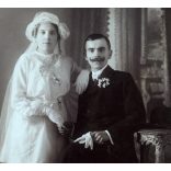 Ismeretlen műterem, esküvői portré, menyasszony, vőlegény, bajusz, virág, ünnep, monarchia, 1890-es évek, Eredeti  kabinetfotó gyönyörű hátlappal..   