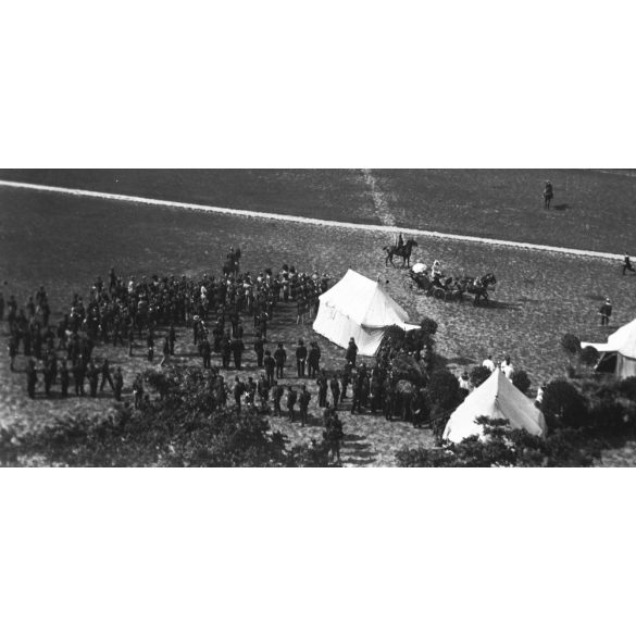 Katonai szemle a Vérmezőn, Budapest, I. kerület, Déli pályaudvar, Alkotás út, János kórház, Sas-hegy, helytörténet, egyenruha, katona, 1900-as évek eleje,  Eredeti nagyméretű fotó negatív, üvegnegatív