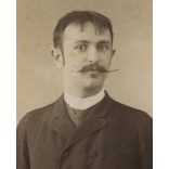 Veress Ferenc műterme, Kolozsvár, Erdély, Nyerges Zsigmond ügyvéd portréja, monarchia, helytörténet, 1889., 1880-as évek, Eredeti dedikált  kabinetfotó, hátulján saját kezű felirattal, aláírással.   m