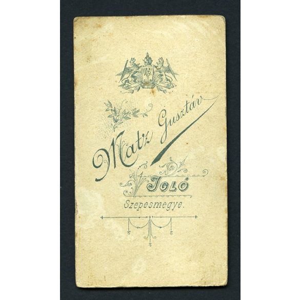 Matz műterem, Igló, Felvidék, elegáns nő szignózott portréja, monarchia, 1900., 1900-as évek, Eredeti aláírt CDV, vizitkártya fotó, „mignon”.  