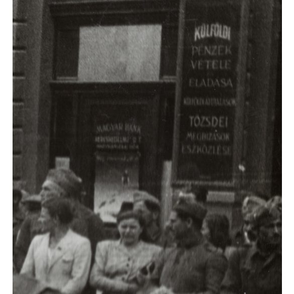 Szovjet-bolgár megszálló csapatok Nagykanizsán, Nagykanizsa, Zala megye, 2. világháború, katonák, utcakép, feliratok, lovas szekér, helytörténet, 1945., 1940-s évek,