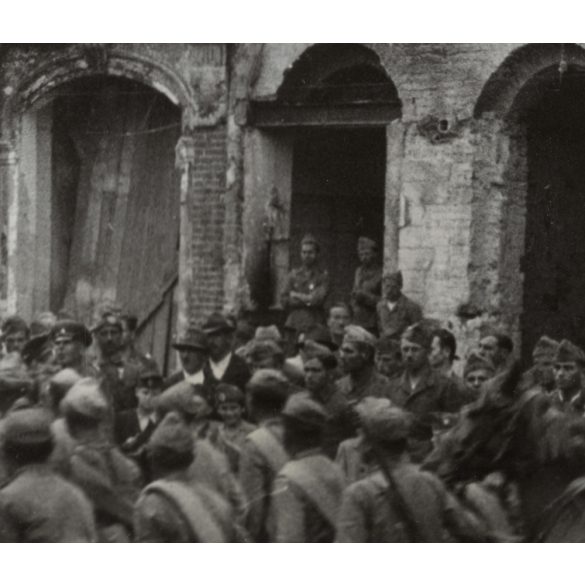 Szovjet-bolgár megszálló csapatok Nagykanizsán, Nagykanizsa, Zala megye, 2. világháború, katonák, utcakép, feliratok, lovas szekér, helytörténet, 1945., 1940-s évek,