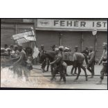 Szovjet-bolgár megszálló csapatok Nagykanizsán, Nagykanizsa, Zala megye, 2. világháború, katonák, katonai felszerelések, útjelző tábla, utcakép, feliratok, , helytörténet, 1945., 1940-s évek,