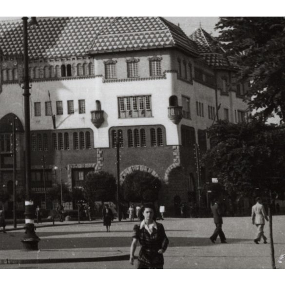 A marosvásárhelyi Kultúrpalota, Marosvásárhely, Maros megye, Erdély, utcakép, Horthy-korszak, építészet, templom, helytörténet. 1940-es évek, Eredeti fotó, papírkép.  