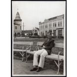 Városnézés, Gyergyószentmiklós, Erdély, utcakép, Horthy-korszak, feliratok, táblák, helytörténet. 1940-es évek, Eredeti fotó, papírkép. 