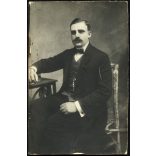 Csonka (?) műterem, Marosvásárhely, Erdély, Mózes Jenő portréja, bajusz, óralánc, monarchia, helytörténet, 1900-as évek, Eredeti  körbevágott kabinetfotó.  