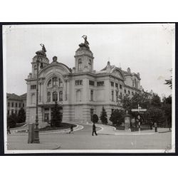   A Hunyadi téri színház, Kolozsvár, Kolozs megye, Erdély, utcakép, Horthy-korszak, épület, táblák, helytörténet, 1940-es évek, Eredeti fotó, papírkép.   