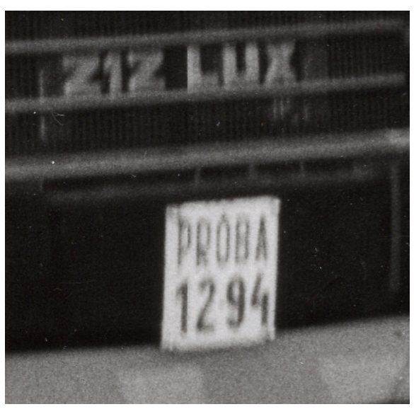 Nagyobb méret! Ikarus 212 LUX típusú járműve az épület előtt, Magyarország, utcakép, rendszám, jármű, közösségi közlekedés, távolsági busz, közlekedéstörténet, helytörténet, 1970-es évek, 