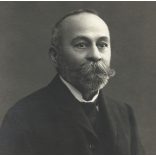 Dunky Fivérek műterme, Kolozsvár, Erdély, elegáns szakállas úr portréja, monarchia, 1890-es évek, Eredeti CDV, vizitkártya fotó.   