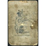 Klein Sándor műterme, Marosvásárhely, , Erdély, kalapos fiatal férfi portréja, monarchia, 1900-as évek, Eredeti ritka kabinetfotó rossz állapotban, közepe törött, eleje-hátulja kopott.  