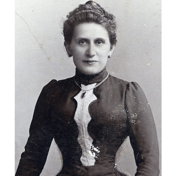 Nagyobb méret, Mártonfy műterem, Budapest, elegáns karcsú nő portréja, monarchia, 1900-as évek, Eredeti ritka kabinetfotó rossz állapotban, elején kopásnyom.