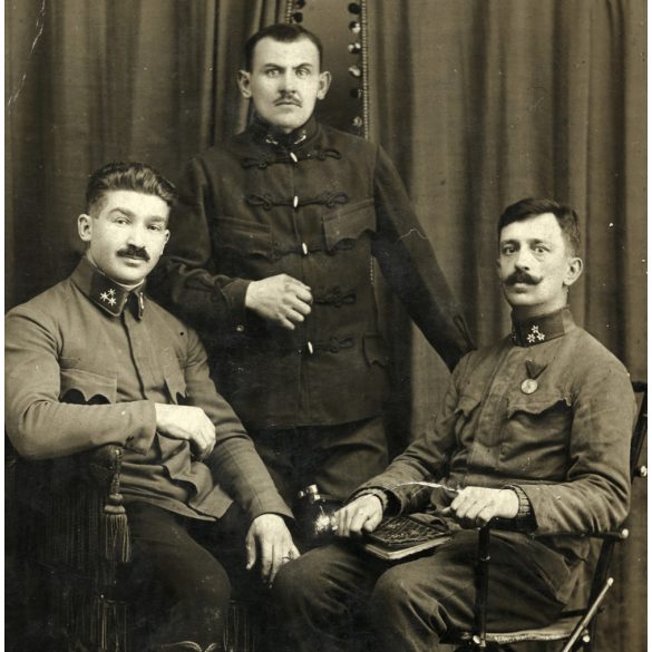 Magyar (K.u.K) katonák, hadifoglyok egyenruhában, Bijszk, Szibéria, Baron Sándor gyömrői illetékességú szakaszvezető, 1. világháború, 1910-es évek, Eredeti fotó, feliratozott papírkép Gyömrőre címezve