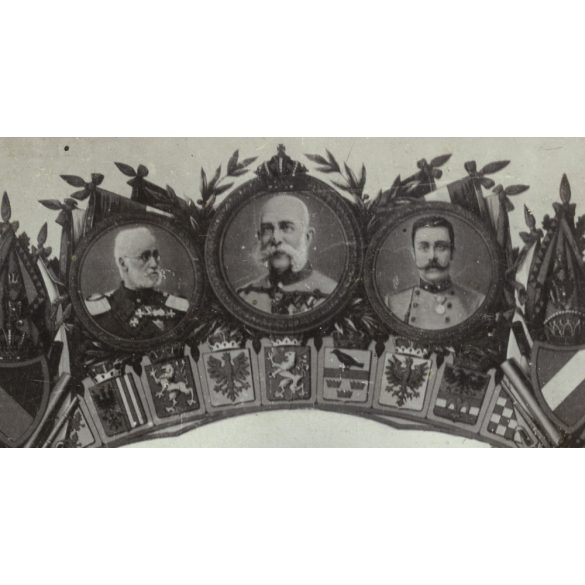 Zentner műterem, Bjelina (Brcka), Bosznia, magyar katona, tüzér portréja különös installációban, egyenruha, 1. világháború, Ferenc József, magyar címer, monarchia, 1910-es évek, Eredeti ritka kabinetf