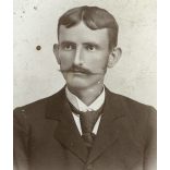 Naschitz László műterme, Lugos, Erdély, elegáns bajuszos férfi portréja, nyakkendő, monarchia,  1890-es évek, Eredeti CDV, vizitkártya fotó.  