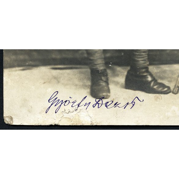 Győrfy Dezső egyenruhában, 1. világháború, katona, festett háttér, monarchia, 1910-es évek, Eredeti fotó, szignózott papírkép.