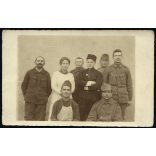 Magyar katonák ápolónővel, egyenruha, katonakórház (?), 1. világháború, monarchia, 1910-es évek, Eredeti fotó, papírkép. 