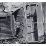 Oldalára borult katonai teherautó, Magyarország, Budapest, 1956-os forradalom, szabadságharc, jármű, közlekedés, helytörténet, 1956., 1950-es évek, Eredeti fotó, papírkép.   