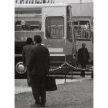 Nagyobb méret. Az Ikarus járművei autókiállításon, Magyarország, utcakép, járművek, közlekedés, közlekedéstörténet, buszok, 1970-s évek, Eredeti fotó, papírkép.   