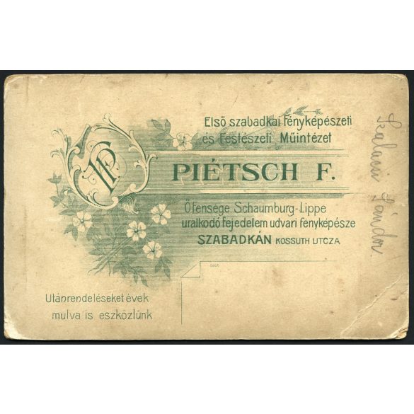 Piétsch műterem, Szabadka, Vajdaság, kisfiú hintalóval, ostorral, matrózblúz, játék, Szalaczi Sándor, monarchia, helytörténet, 1890-es évek, Eredeti kabinetfotó. 