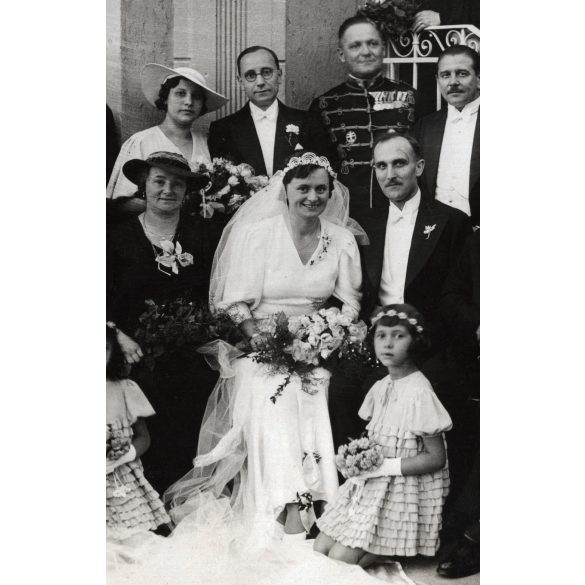 Nagyobb méret. Vitéz Tarnóy Oszkár tüzér őrnagy esküvő, Budapest, Macsi András fényképészeti műterme, esemény, egyházi személy, Szukováthy Imre a Testnevelési Főiskola igazgatója kitüntetések, Horthy-korszak, vallás, helytörténet 1930-s évek, Erede