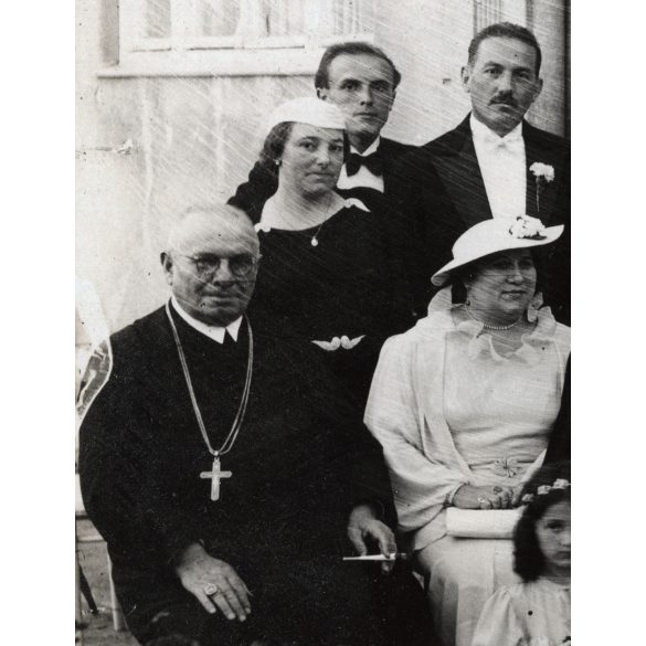 Nagyobb méret. Vitéz Tarnóy Oszkár tüzér őrnagy esküvő, Budapest, Macsi András fényképészeti műterme, esemény, egyházi személy, Szukováthy Imre a Testnevelési Főiskola igazgatója kitüntetések, Horthy-korszak, vallás, helytörténet 1930-s évek, Erede