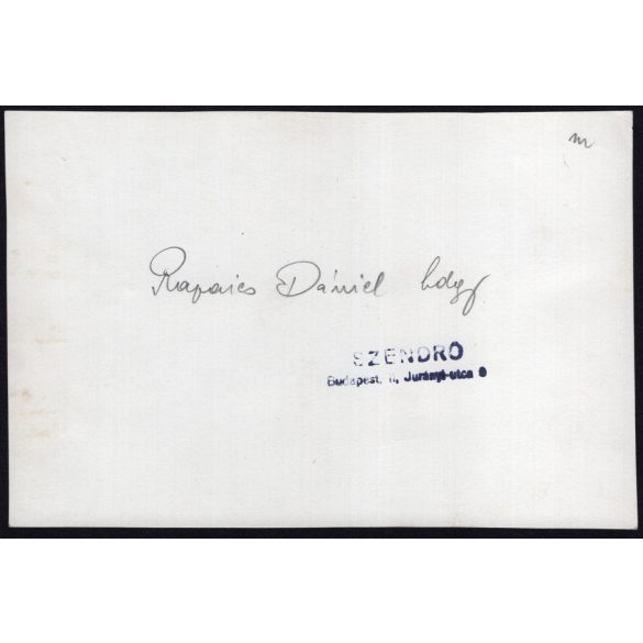 Nagyobb méret, Szendrő István fotóművészeti alkotása, díjugratás Budapesten, Rapaics Dániel a nyeregben, verseny, lóverseny, lovassport, feliratok, 1930-as évek. 