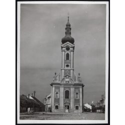   Szendrő István fotóművészeti alkotása, a mosonmagyaróvári Nepomuki Szent János Plébániatemplom, Mosonmagyaróvár, Győr-Moson-Sopron megye, egyház, templom, vallás, 1930-as évek. 