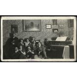 Úri társaság Jacob Czapka zongorával, Mátranovák, hangszer, lakásbelső, Horthy-korszak, helytörténet, Nógrád megye, 1933, 1930-as évek, Eredeti fotó, papírkép. 